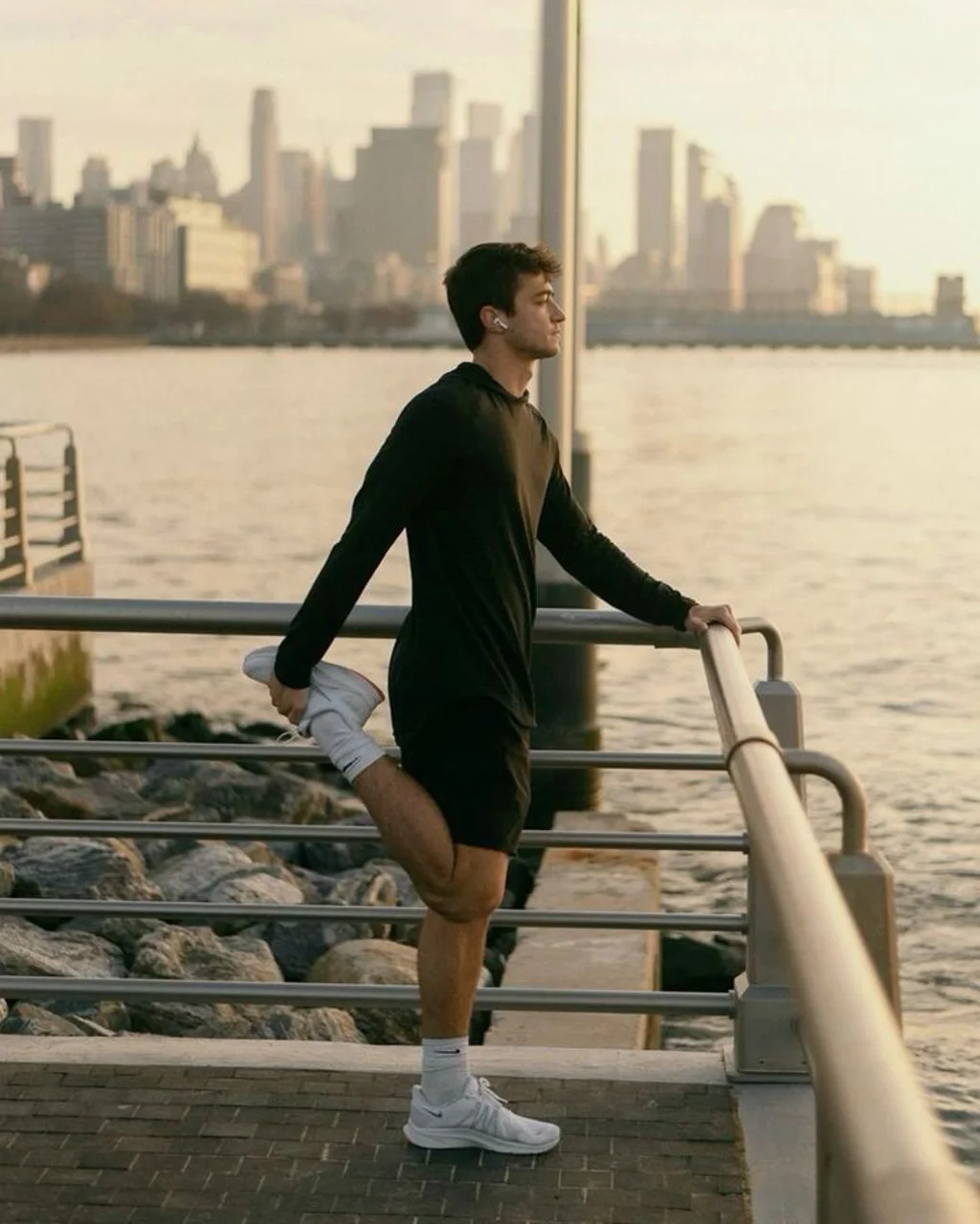 بهترین جنس پارچه برای لباس های ورزشی چیست؟