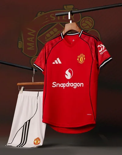 کیت اول منچستریونایتد فصل ۲۵-۲۶[ اسپشیال ]